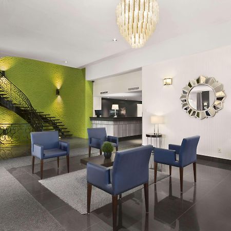 Days Inn By Wyndham Montreal Airport Conference Centre Dorval Εξωτερικό φωτογραφία